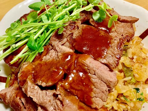 夏をのりきる！！チャーハン&ステーキ丼♪♪